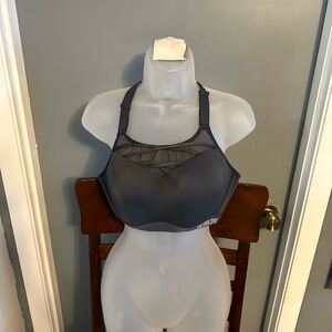 Victoria’s Secret sports bra 38C